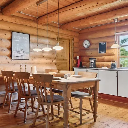 Holiday home Elsia - 1-5km To The Fjord By Interhome
