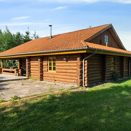 Holiday home Elsia - 1-5km To The Fjord By Interhome *